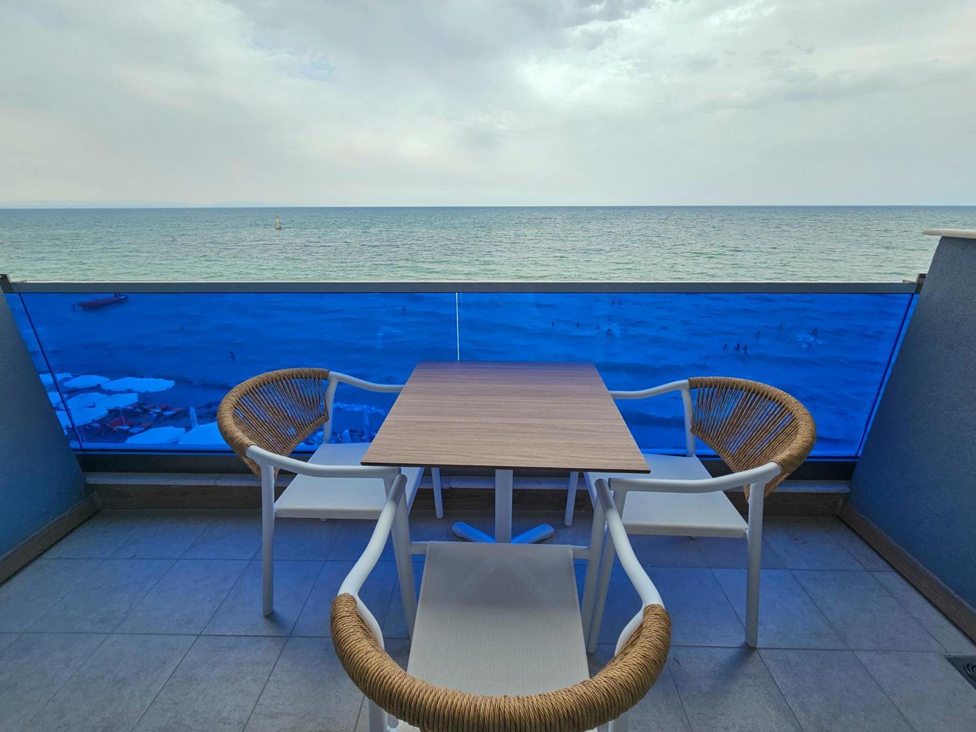 Hotel Akteon Girni Paralía Zewnętrze zdjęcie